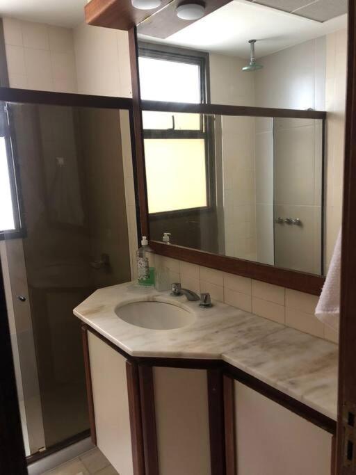 Apto 02 - Vista Mar Barra Da Tijuca - Rj Apartamento Río de Janeiro